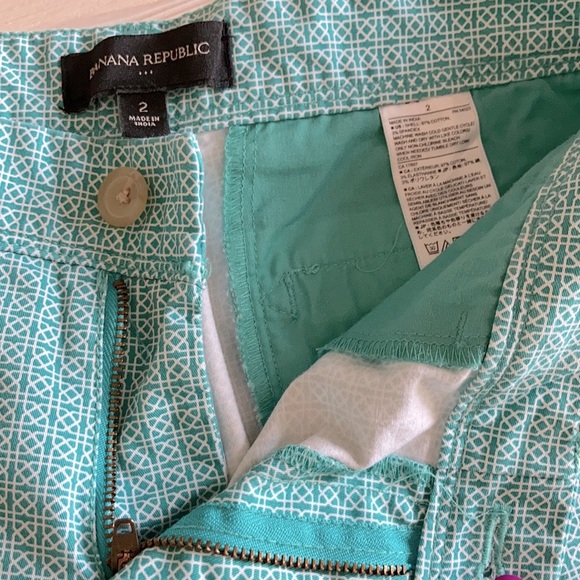 Banana Republic Shorts - Picture 3 of 6